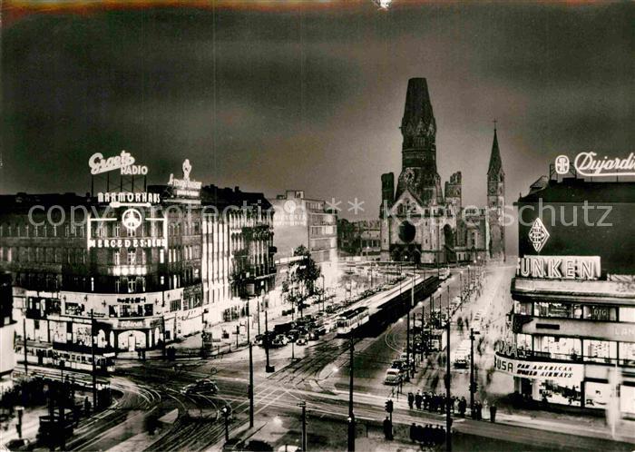 BERLIN  CITY Kurfuerstendamm Kaiser Wilhelm Gedaechtniskirche Nachtaufnahme
