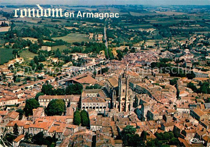 Condom Vue generale aerienne Cathedrale St Pierre