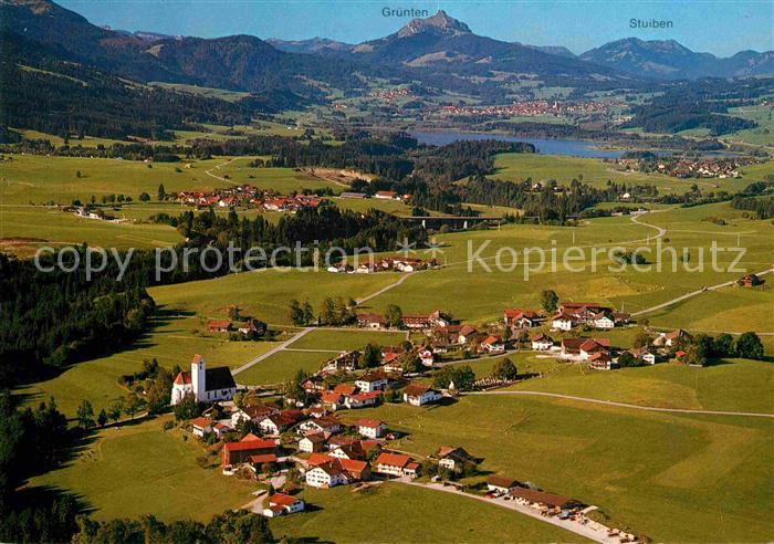 Maria Rain Allgaeu mit Gruentensee Allgaeuer Alpen Fliegeraufnahme