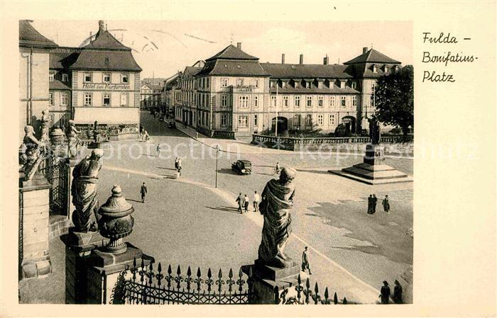 FULDA Hessen Bonifatiusplatz Denkmal Statue