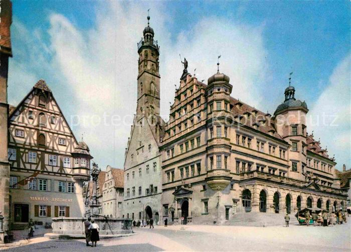 Rothenburg Tauber Rathaus Brunnen Apotheke Fachwerkhaus