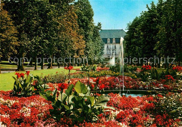 Bad Pyrmont Fontanen Allee im Kurpark