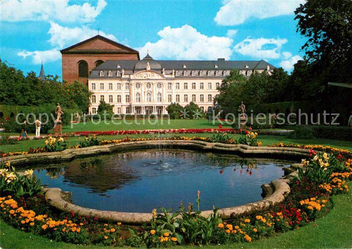 Trier Kurfuerstliches Palais Constantin Basilika Palastgarten Teich