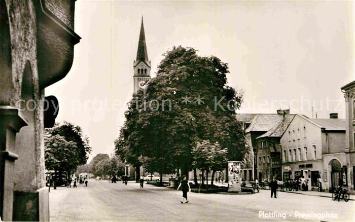 Plattling Isar Bayern Preysingplatz Kirchturm