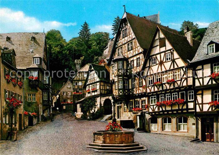 Miltenberg Main Historischer Marktplatz Brunnen 15. Jhdt. Schnatterloch Fachwerk