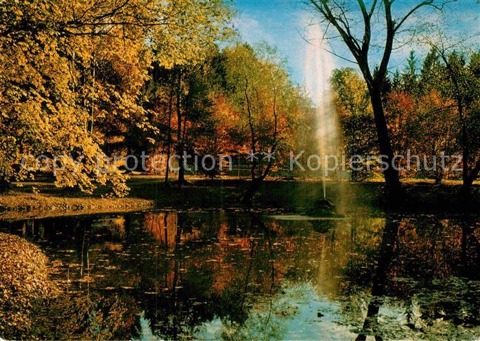 Bad Woerishofen Kurpark Fontaene Herbststimmung Kneippheilbad