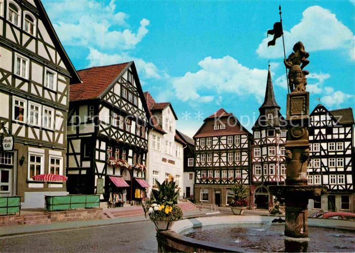 Fritzlar Marktplatz Rolandsbrunnen Fachwerkhaeuser