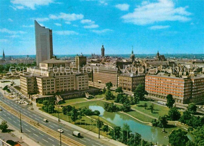 LEIPZIG Sachsen Stadt mit Oper und Hochhaus der Karl Marx Universitaet