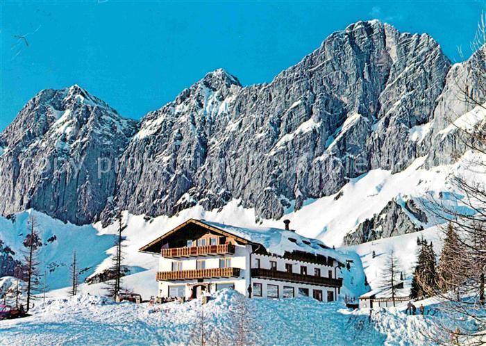 Ramsau Dachstein Steiermark Dachstein Suedwaende mit Berghotel Tuerlwand