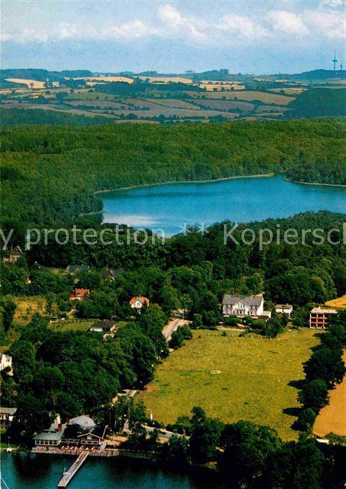 Sielbeck Holsteinische Schweiz zwischen Kellersee und Ukleisee Fliegeraufnahme