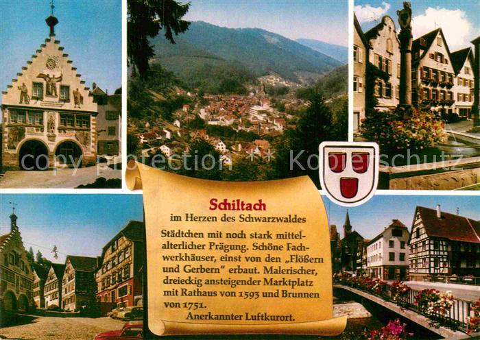 Schiltach Fachwerkhaeuser Marktplatz Rathaus Brunnen