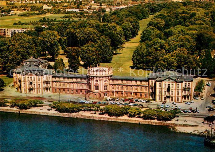 Biebrich Wiesbaden Schloss am Rheinufer mit Schlosspark Fliegeraufnahme