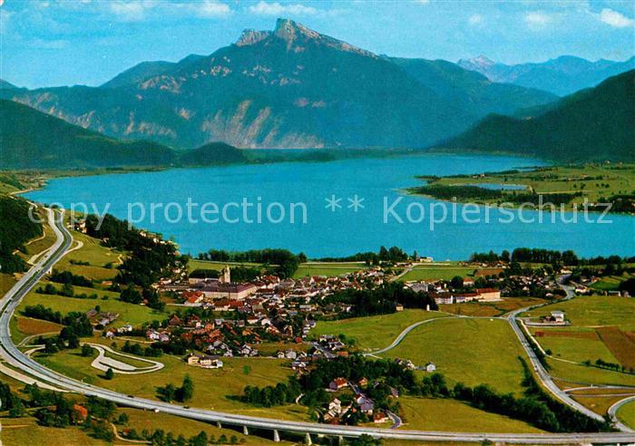 Mondsee Salzkammergut Fliegeraufnahme