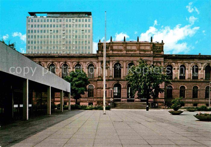 Braunschweig Altgebaeude und Hochhaus