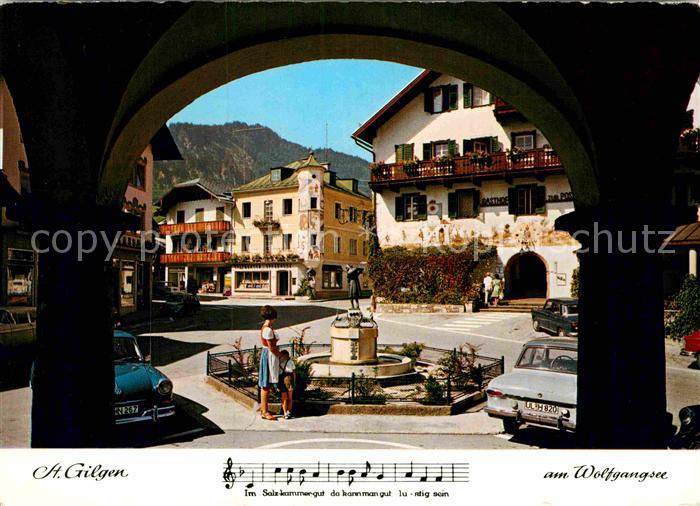 St Gilgen Wolfgangsee Marktplatz mit Mozartbrunnen