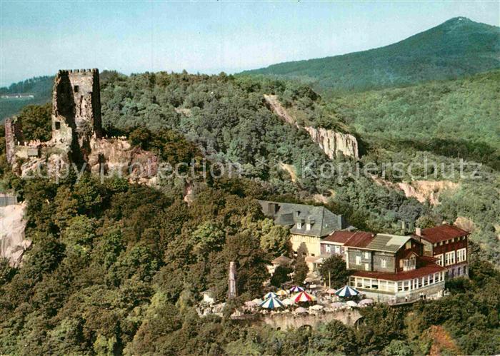 Koenigswinter Ruine Drachenfels mit Hotel Restaurant auf dem Drachenfels