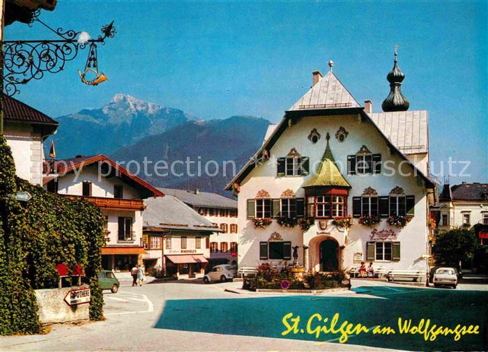 St Gilgen Wolfgangsee Rathaus Mozartbrunnen und Schafberg