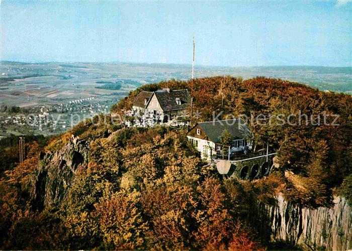 Koenigswinter Oelberg im Siebengebirge Fernsicht Berggaststaette