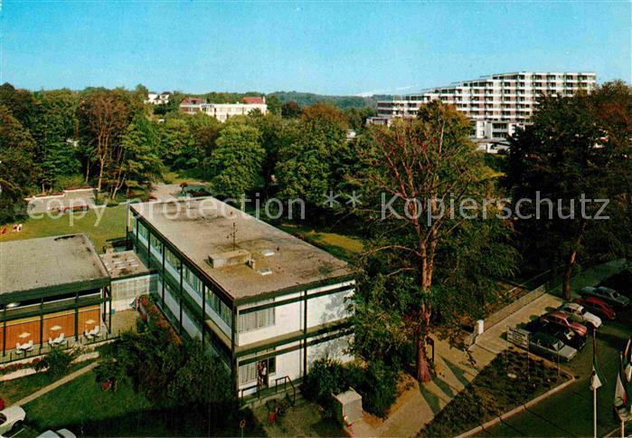 Gluecksburg Ostseebad Haus des Kurgastes mit Kurpark
