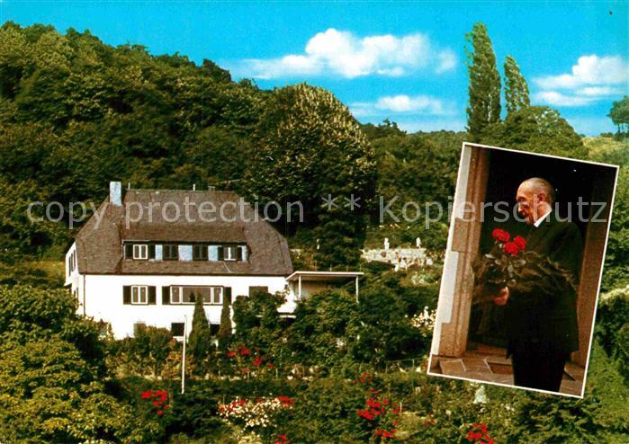 Koeln Rhein Adenauer und seine Rosen