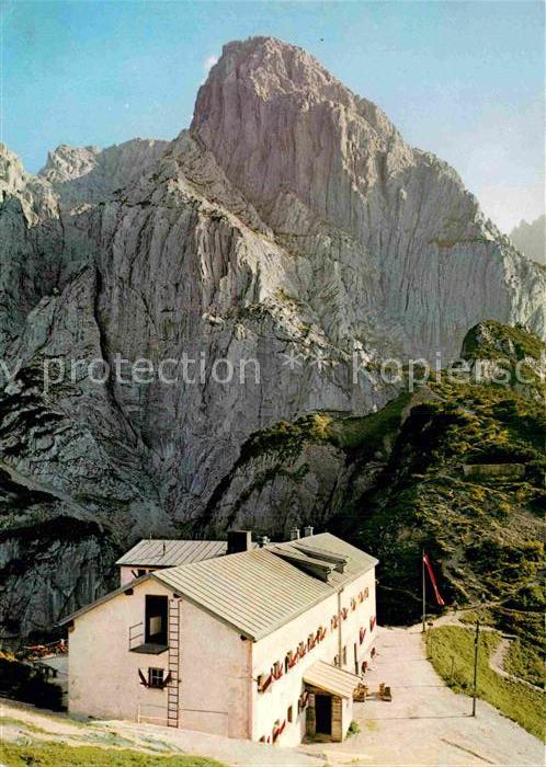 Stripsenjochhaus gegen Totenkirchl Wilder Kaiser Kaisergebirge