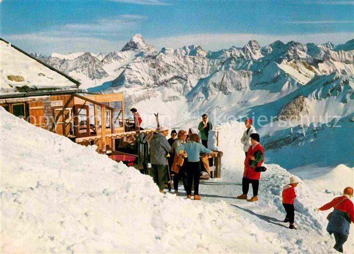 Oberstdorf Nebelhorn Gipfelhuette Gebirgspanorama im Winter
