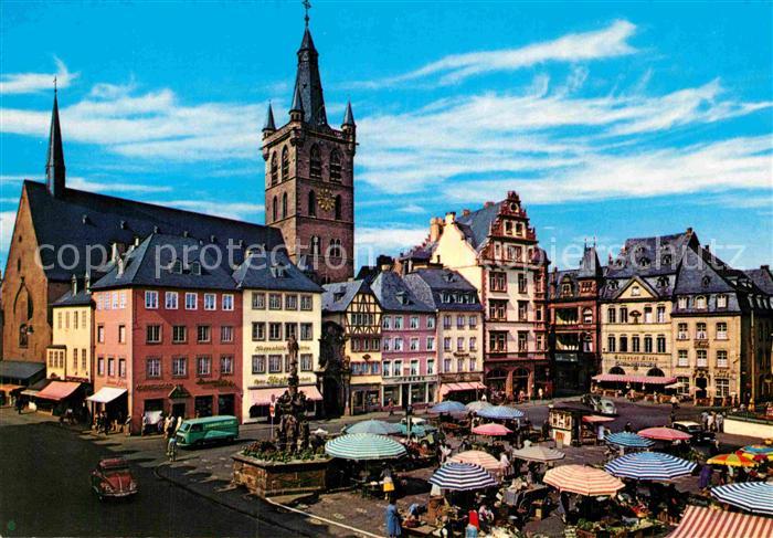 Trier Hauptmarkt mit Petrusbrunnen St Gangolph Kirche