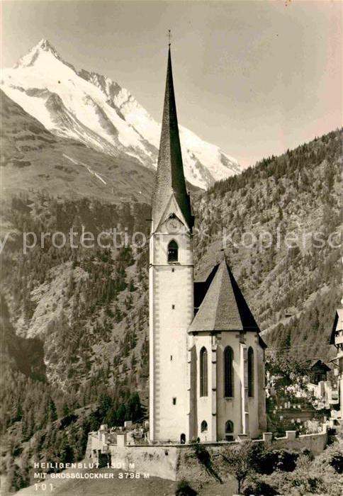 Heiligenblut Kaernten Kirche Blick zum Grossglockner Hohe Tauern