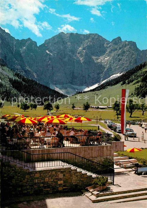 Eng Karwendel Alpengasthof Eng am Grossen Ahornboden Blick von Terrasse gegen Gr