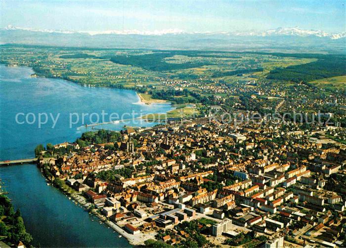 Konstanz Bodensee mit Alpenkette Fliegeraufnahme