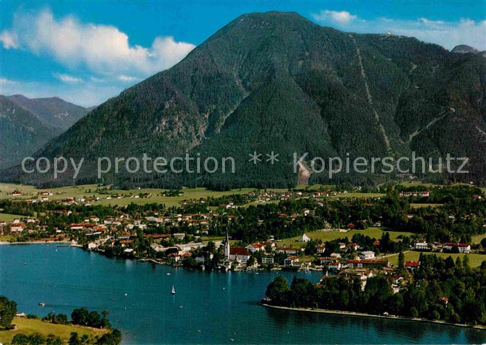 Rottach-Egern Tegernsee mit Wallberg Mangfallgebirge Fliegeraufnahme