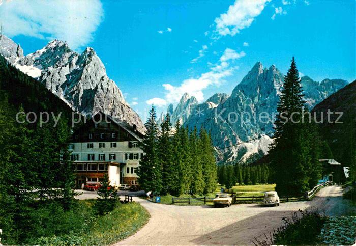 Sexten Sesto Suedtirol Capanna Turistica Val Fiscalina Dolomiten