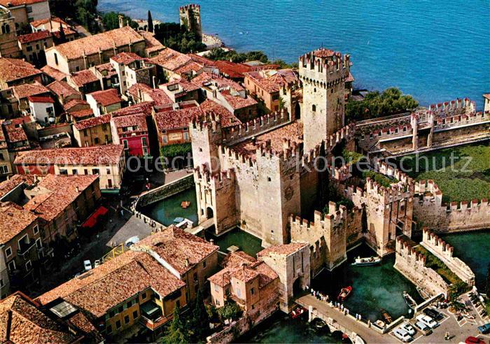 Sirmione Lago di Garda Castello Schloss Gardasee Fliegeraufnahme
