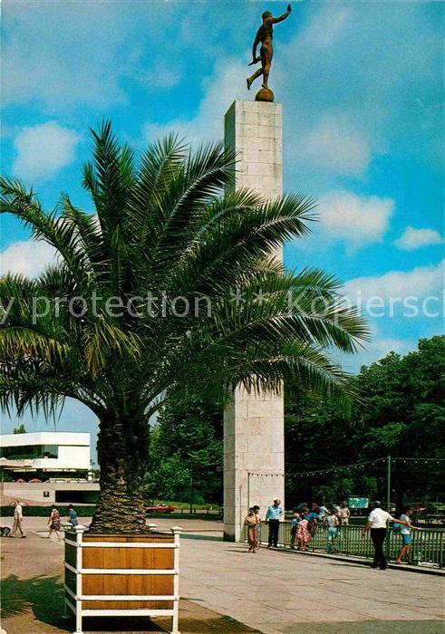 HANNOVER  CITY Fackeltraegersaeule Nordufer Maschsee