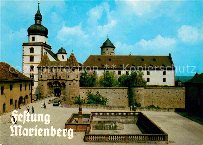 WueRZBURG Bayern Festung Marienberg Burghof Pferdetraenke