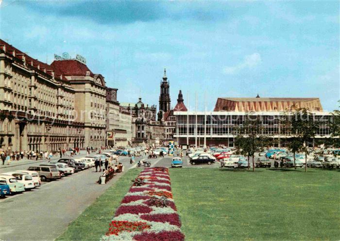 DRESDEN Elbe Altmarkt mit Kulturpalast
