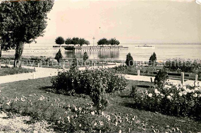 Révfueloep Park mit Molo