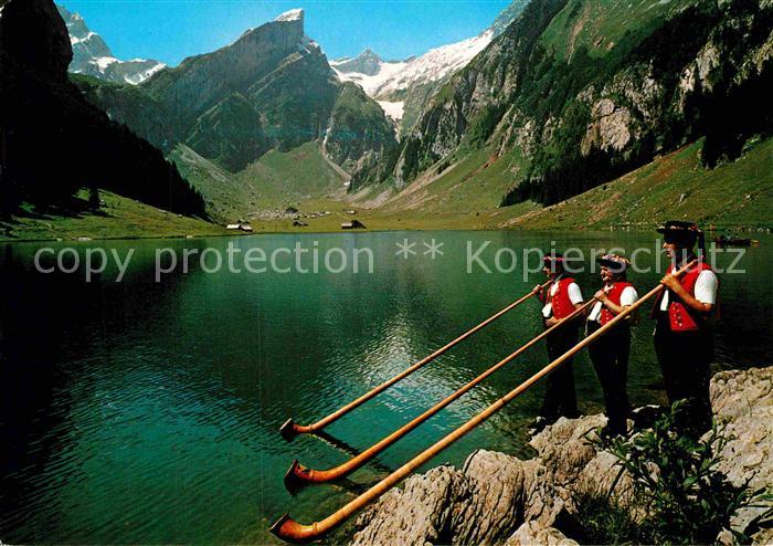 Alphorn Alphornblaeser Seealpsee Altmann Rotsteinpass Rossmad Saentis