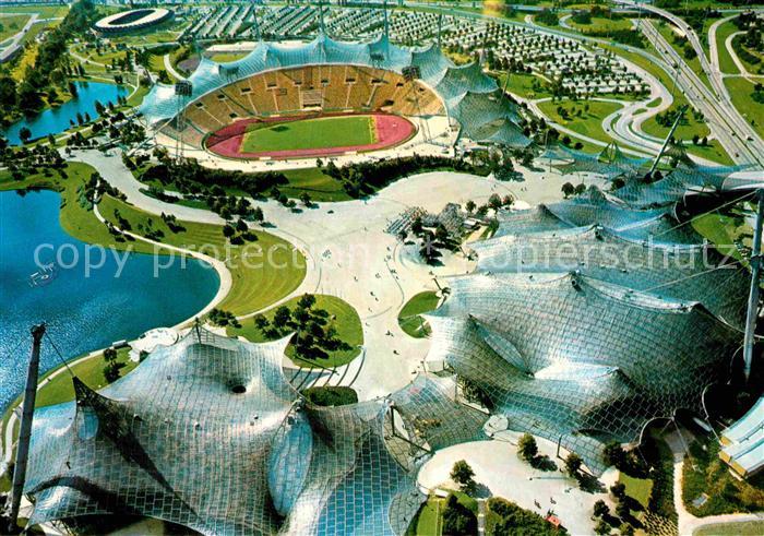 Olympia Muenchen Blick vom Olympiaturm Olympiasee