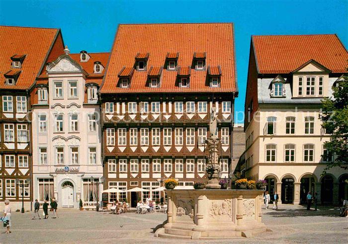 HILDESHEIM  CITY Marktplatz Gildehaus Fachwerkhaus Brunnen