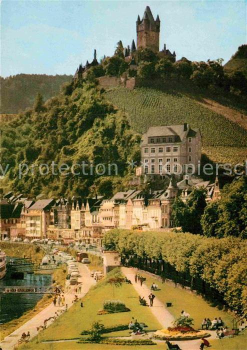 Cochem Mosel Moselanlagen mit Burg