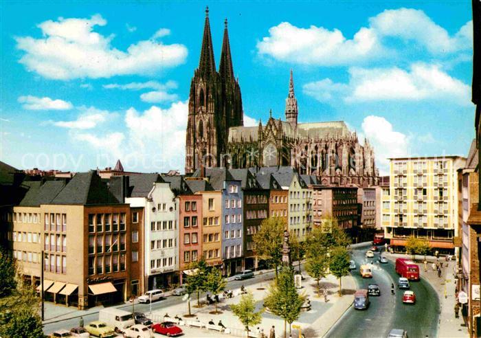 Koeln Rhein Alter Markt und Dom