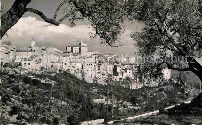 Tourrettes sur Loup La Cite des Violettes