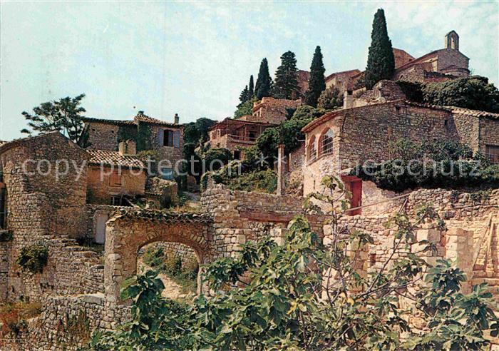 La Roque-sur-Ceze Vue generale du petit village medieval