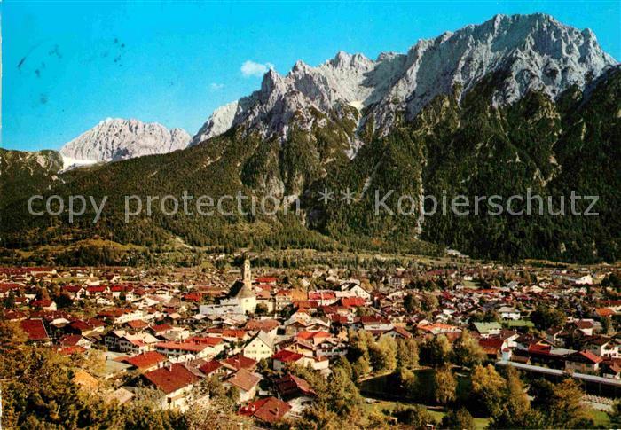 Mittenwald Bayern mit Karwendelgebirge