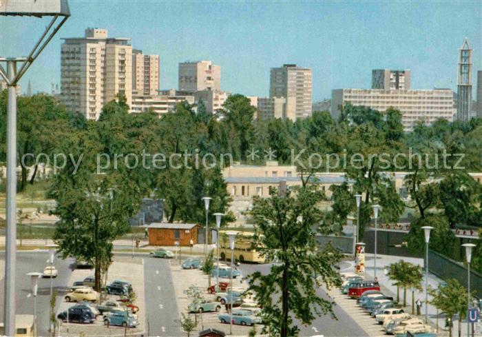 BERLIN  CITY Hochhaeuser im Hansaviertel