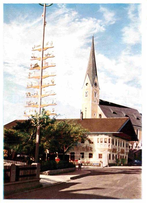 Bernau Chiemsee Dorfplatz Kirche