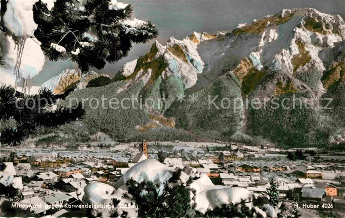 Mittenwald Bayern gegen Karwendelgebirge