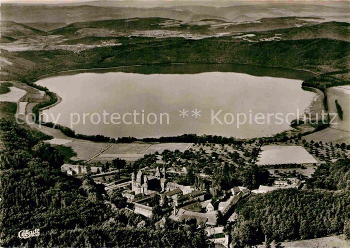 Maria Laach Glees Fliegeraufnahme See mit Abtei