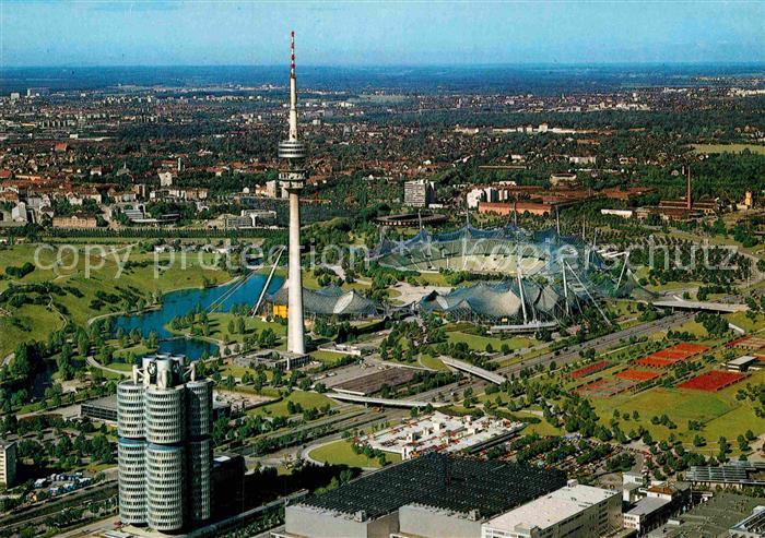 Muenchen Bayern Fliegeraufnahme Olympiagelaende mit Sportstaetten